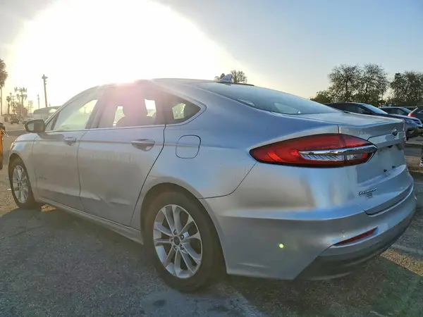 3FA6P0MU9KR124327 2019 FORD FUSION - Image 2