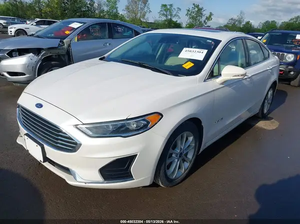 3FA6P0MU9KR129673 2019 FORD FUSION - Image 2