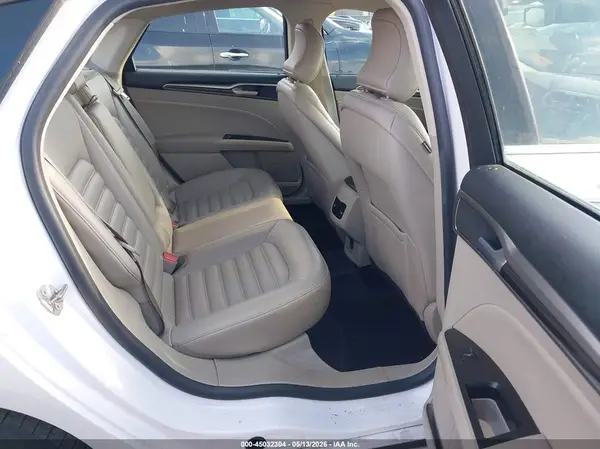 3FA6P0MU9KR129673 2019 FORD FUSION - Image 8