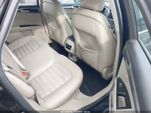3FA6P0MU9KR167629 2019 FORD FUSION - Image 8