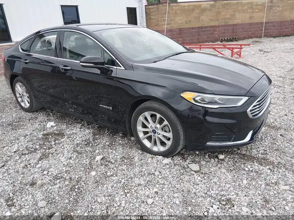 3FA6P0MU9KR189548 2019 FORD FUSION - Image 1