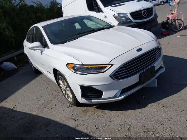 3FA6P0MU9KR189582 2019 FORD FUSION - Image 1