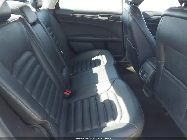 3FA6P0MU9KR209068 2019 FORD FUSION - Image 8