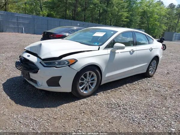 3FA6P0MU9LR257865 2020 FORD FUSION - Image 2