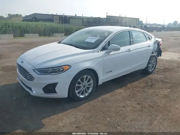 3FA6P0MUXKR112963 2019 FORD FUSION - Image 2