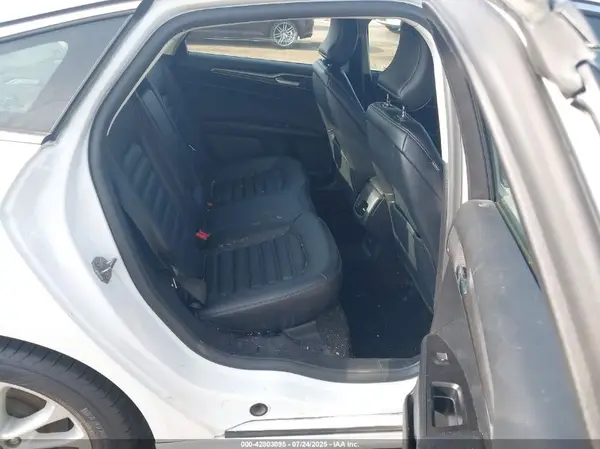 3FA6P0MUXKR112963 2019 FORD FUSION - Image 8