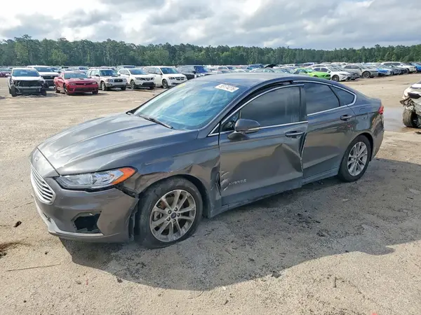3FA6P0MUXKR181796 2019 FORD FUSION - Image 1