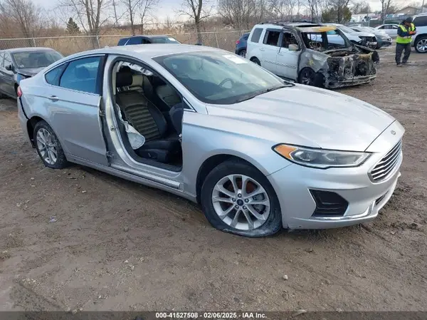 3FA6P0MUXKR253886 2019 FORD FUSION - Image 1