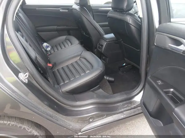 3FA6P0MUXKR272082 2019 FORD FUSION - Image 8