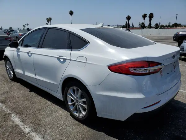 3FA6P0MUXLR139341 2020 FORD FUSION - Image 2