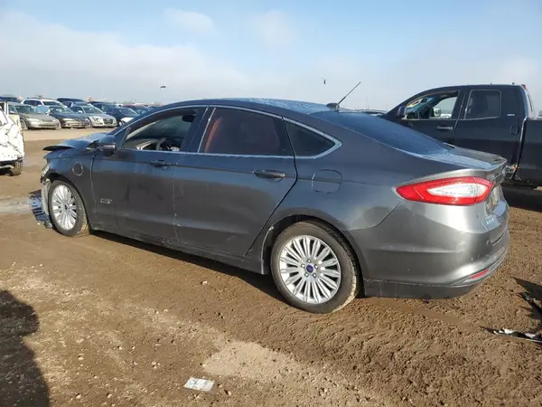 3FA6P0PU0GR170261 2016 FORD FUSION - Image 2