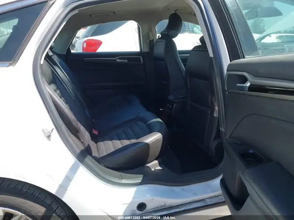 3FA6P0PU0GR270537 2016 FORD FUSION - Image 8