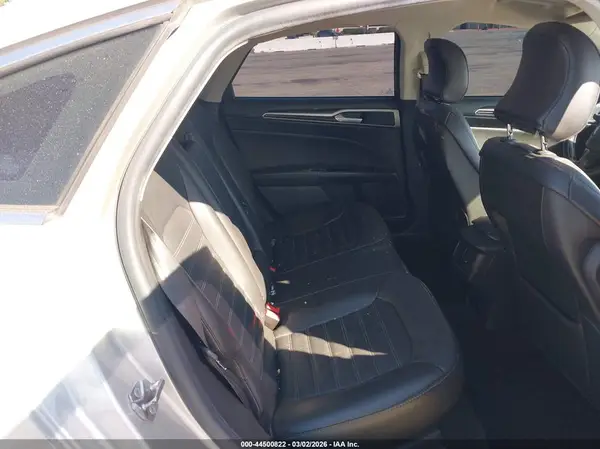 3FA6P0PU0GR304833 2016 FORD FUSION - Image 8