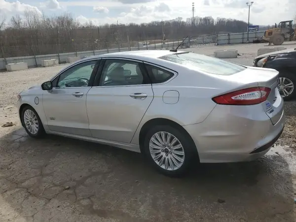 3FA6P0PU0GR311992 2016 FORD FUSION - Image 2