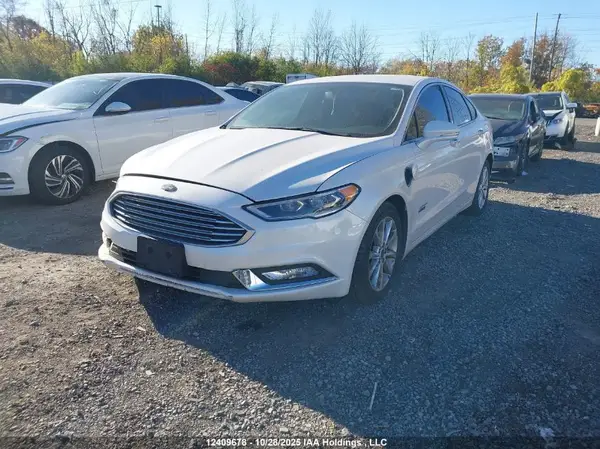 3FA6P0PU0HR127718 2017 FORD FUSION - Image 2