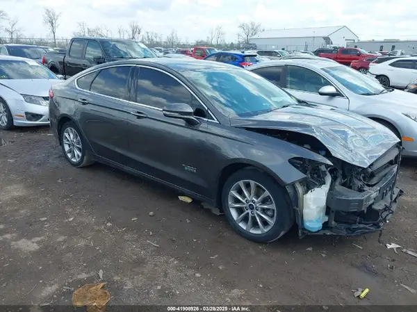 3FA6P0PU0HR161156 2017 FORD FUSION - Image 1