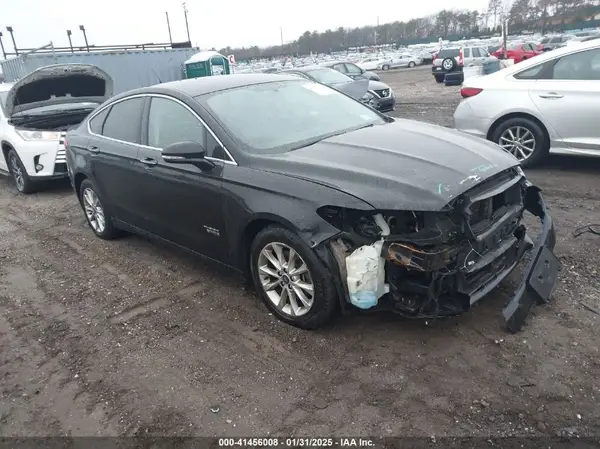 3FA6P0PU0HR371658 2017 FORD FUSION - Image 1