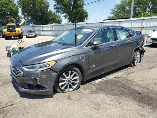 3FA6P0PU0JR105529 2018 FORD FUSION - Image 1