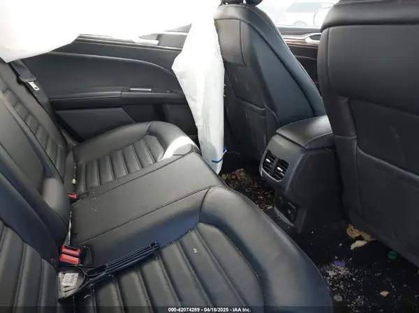 3FA6P0PU0JR105997 2018 FORD FUSION - Image 8