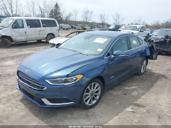 3FA6P0PU0JR196091 2018 FORD FUSION - Image 2