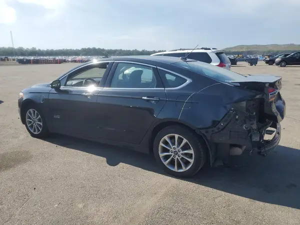 3FA6P0PU0JR244415 2018 FORD FUSION - Image 2