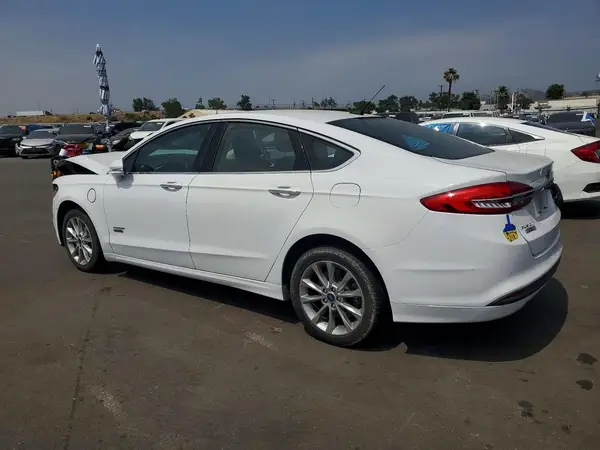 3FA6P0PU0JR257164 2018 FORD FUSION - Image 2