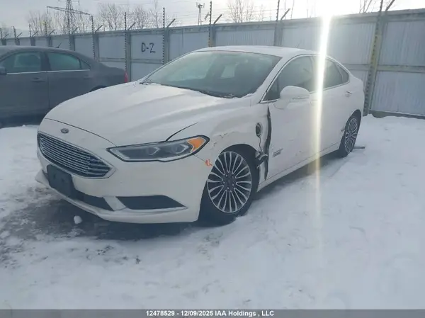 3FA6P0PU0JR273994 2018 FORD FUSION - Image 2