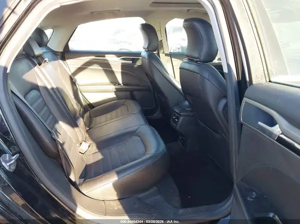 3FA6P0PU1GR202053 2016 FORD FUSION - Image 8