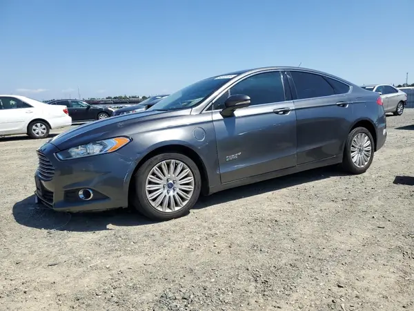 3FA6P0PU1GR202604 2016 FORD FUSION - Image 1