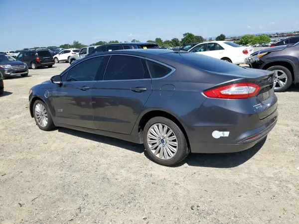 3FA6P0PU1GR202604 2016 FORD FUSION - Image 2