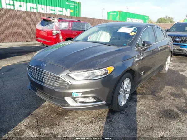 3FA6P0PU1HR163739 2017 FORD FUSION - Image 2