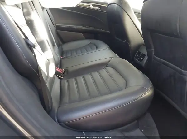 3FA6P0PU1HR163739 2017 FORD FUSION - Image 8