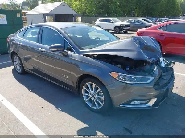 3FA6P0PU1HR198930 2017 FORD FUSION - Image 1