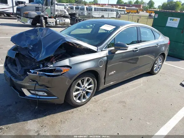 3FA6P0PU1HR198930 2017 FORD FUSION - Image 2