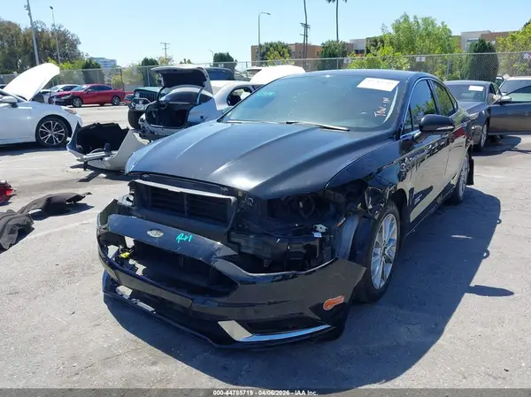 3FA6P0PU1HR313137 2017 FORD FUSION - Image 2