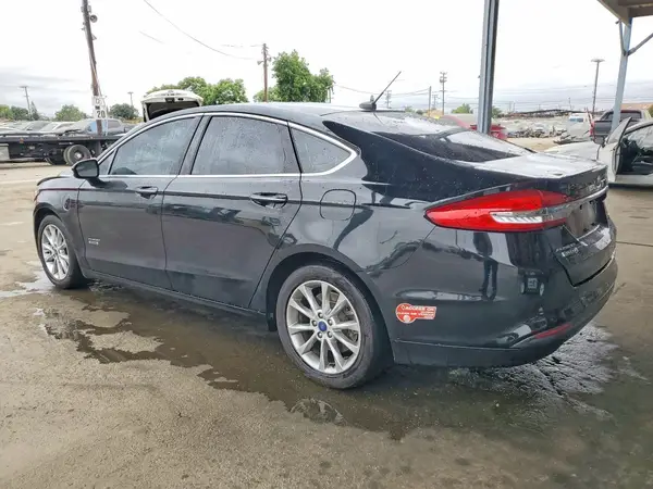 3FA6P0PU1HR367800 2017 FORD FUSION - Image 2