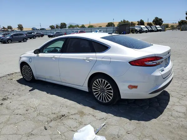 3FA6P0PU1JR110707 2018 FORD FUSION - Image 2