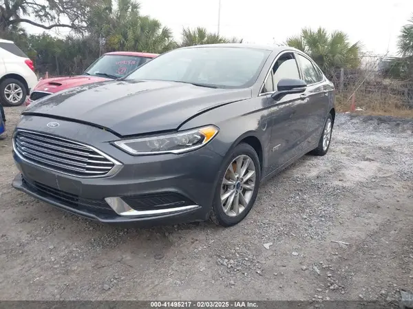 3FA6P0PU1JR130262 2018 FORD FUSION - Image 2