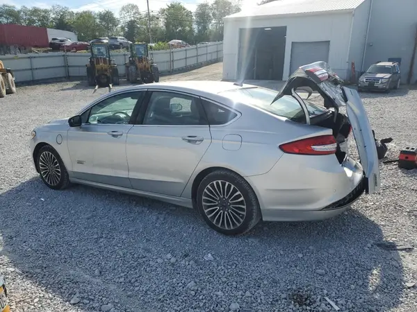 3FA6P0PU1JR179736 2018 FORD FUSION - Image 2