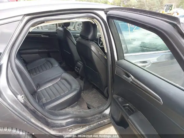 3FA6P0PU1JR237067 2018 FORD FUSION - Image 8