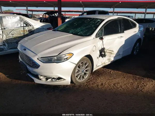 3FA6P0PU1JR246481 2018 FORD FUSION - Image 2