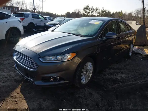 3FA6P0PU2GR275870 2016 FORD FUSION - Image 2