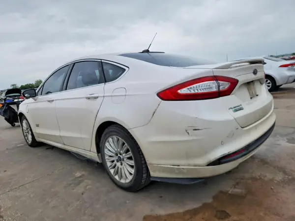 3FA6P0PU2GR404321 2016 FORD FUSION - Image 2