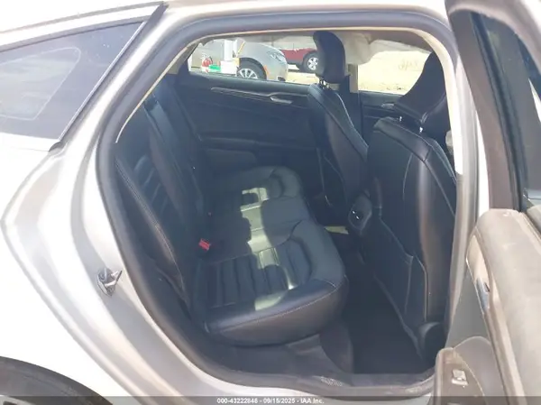 3FA6P0PU2HR128238 2017 FORD FUSION - Image 8