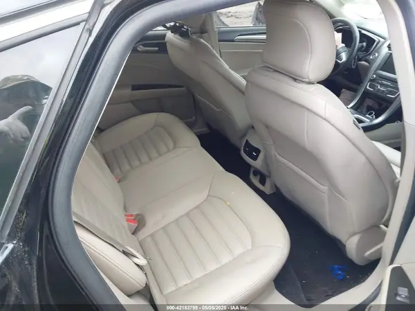 3FA6P0PU2HR184048 2017 FORD FUSION - Image 8