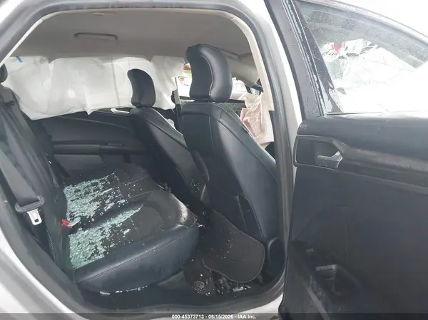 3FA6P0PU2HR275420 2017 FORD FUSION - Image 8