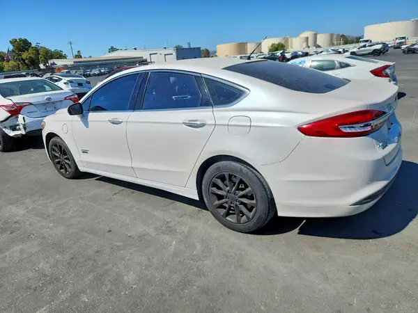 3FA6P0PU2HR379843 2017 FORD FUSION - Image 2