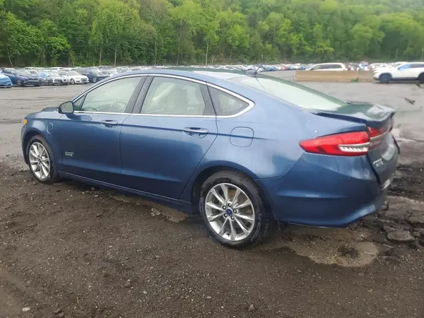 3FA6P0PU2JR196254 2018 FORD FUSION - Image 2