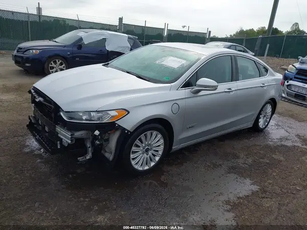 3FA6P0PU3GR230873 2016 FORD FUSION - Image 2