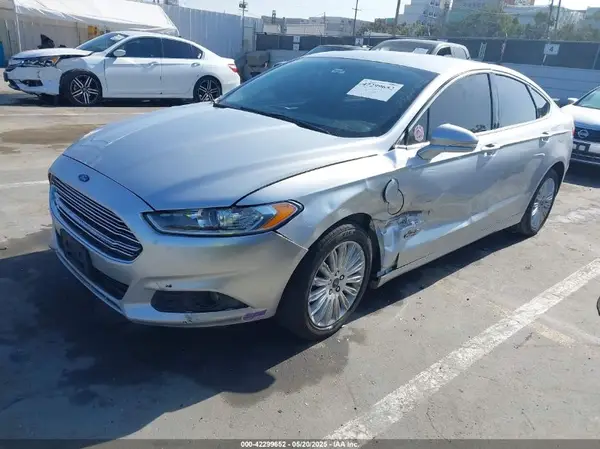 3FA6P0PU3GR294573 2016 FORD FUSION - Image 2